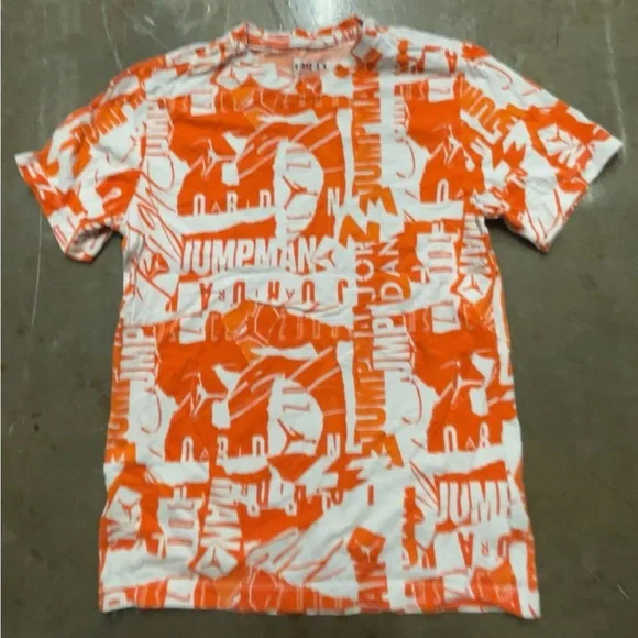 Jordan Kids' Orange Graphic T-Shirt - Picture 2 of 2